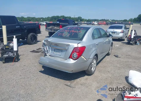 2015 Chevrolet Sonic Lt Auto from USA, damaged, VIN 1G1JC5SH8F4205653